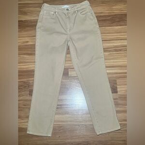 PacSun Women's Eco High Waisted Straight Leg Mom
Jeans in Tan Size 26